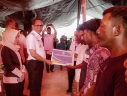 Pemkab Buton Salurkan Bantuan Solar bagi Nelayan