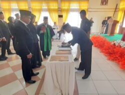 KPU Baubau Lantik 40 PPK