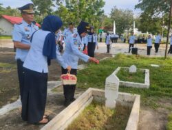 Peringati Hari Bakti ke-59, Lapas Kelas IIA dan Bapas Baubau Gelar Tabur Bunga