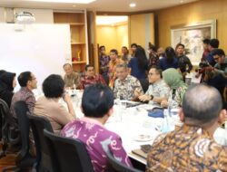 Empat Kementerian Berkolaborasi Cari Solusi untuk Guru Non-ASN