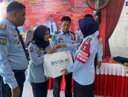 Pegawai Bapas Baubau Diberi Penghargaan Keteladanan Dengan Pelayanan Terbaik