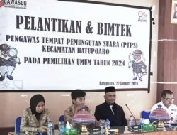 Panwaslu Batupoaro Lantik 78 Anggota Pengawas TPS
